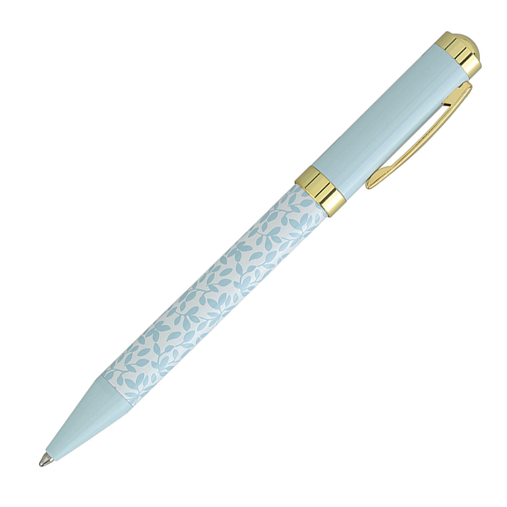 Stylo bille Enzo Varini Palazzo Maiolica avec fond blanc et motif bleu, présenté sous un autre angle à 45°, le stylo est présenté sur un fond blanc.
